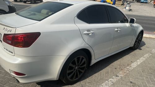 لكزس IS 250 بريمير