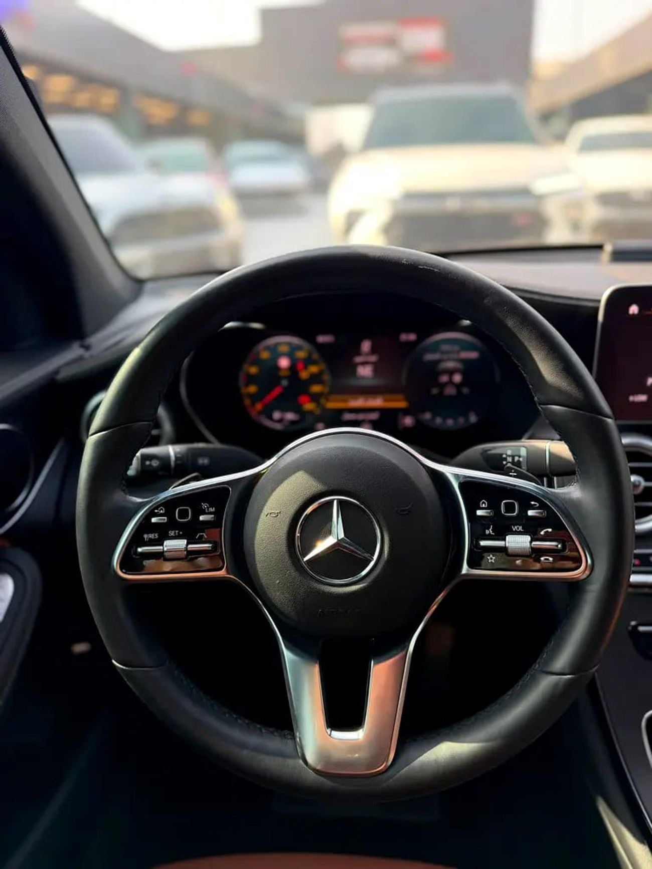 Mercedes Benz GLC 300 4MATIC Excellent condition – Well maintained Model: