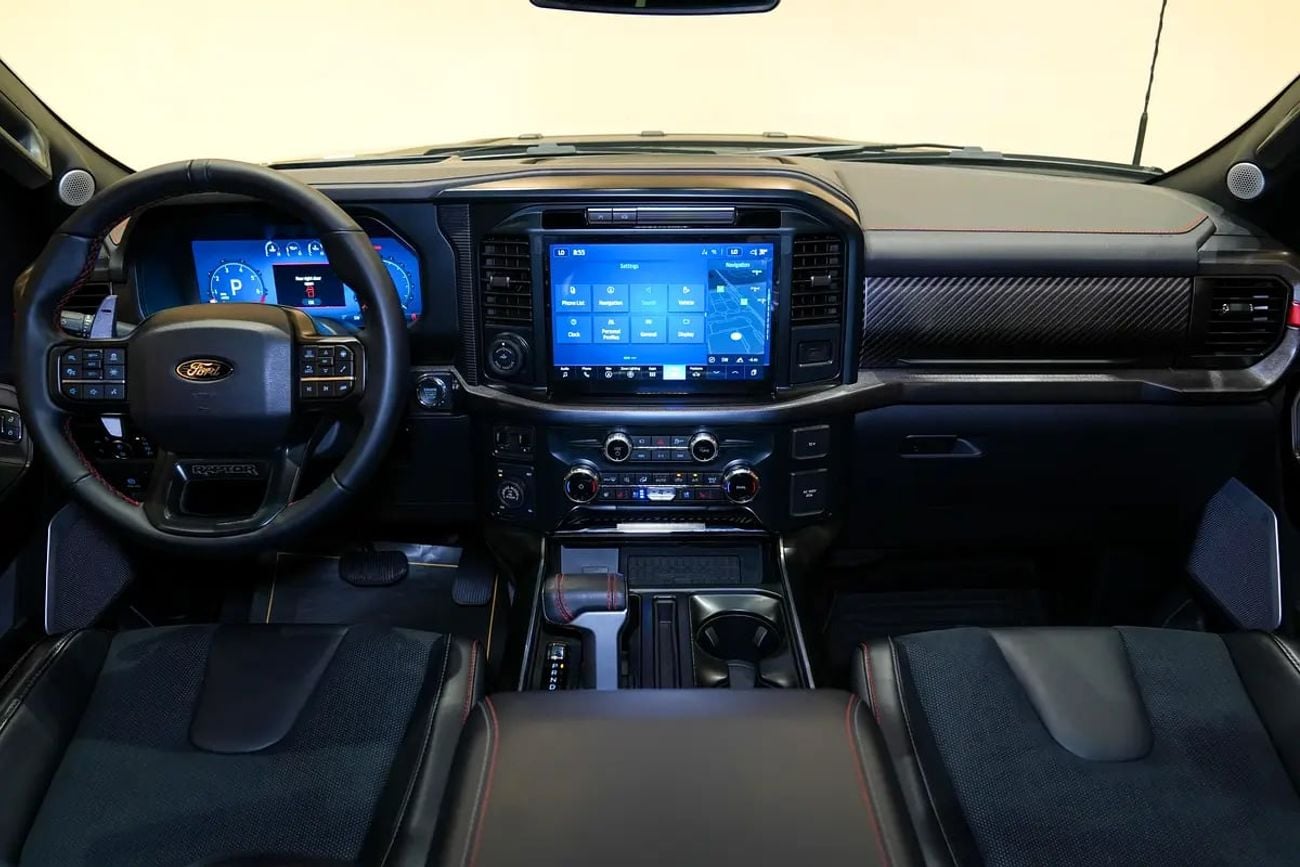 Ford F-150 XLT CREW CAB F150 Raptor / Warranty and Service Contract / Gcc Specs