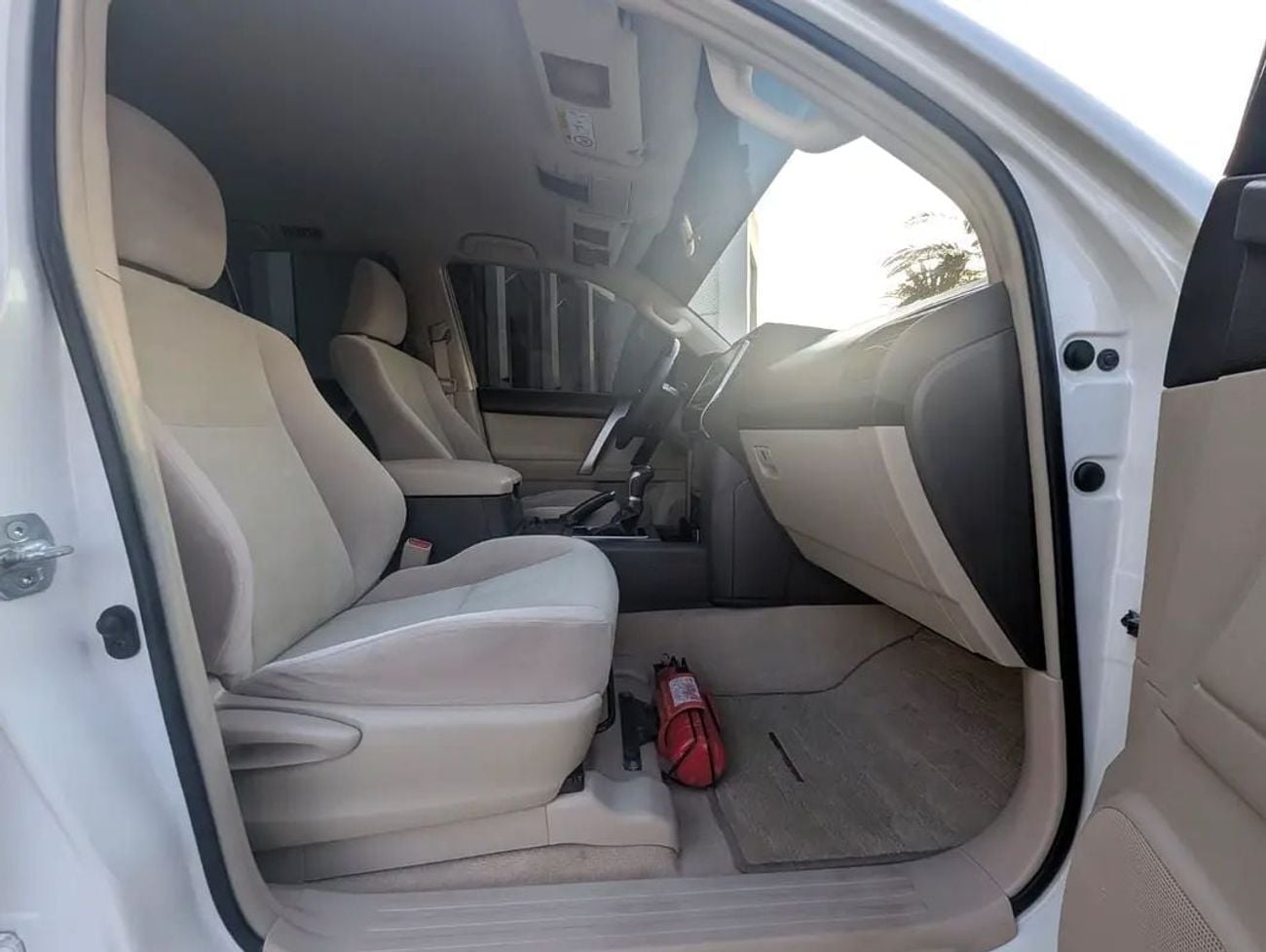 Toyota Land Cruiser EXR | V6 4.0L | 47,000 KM | Excellent Condition