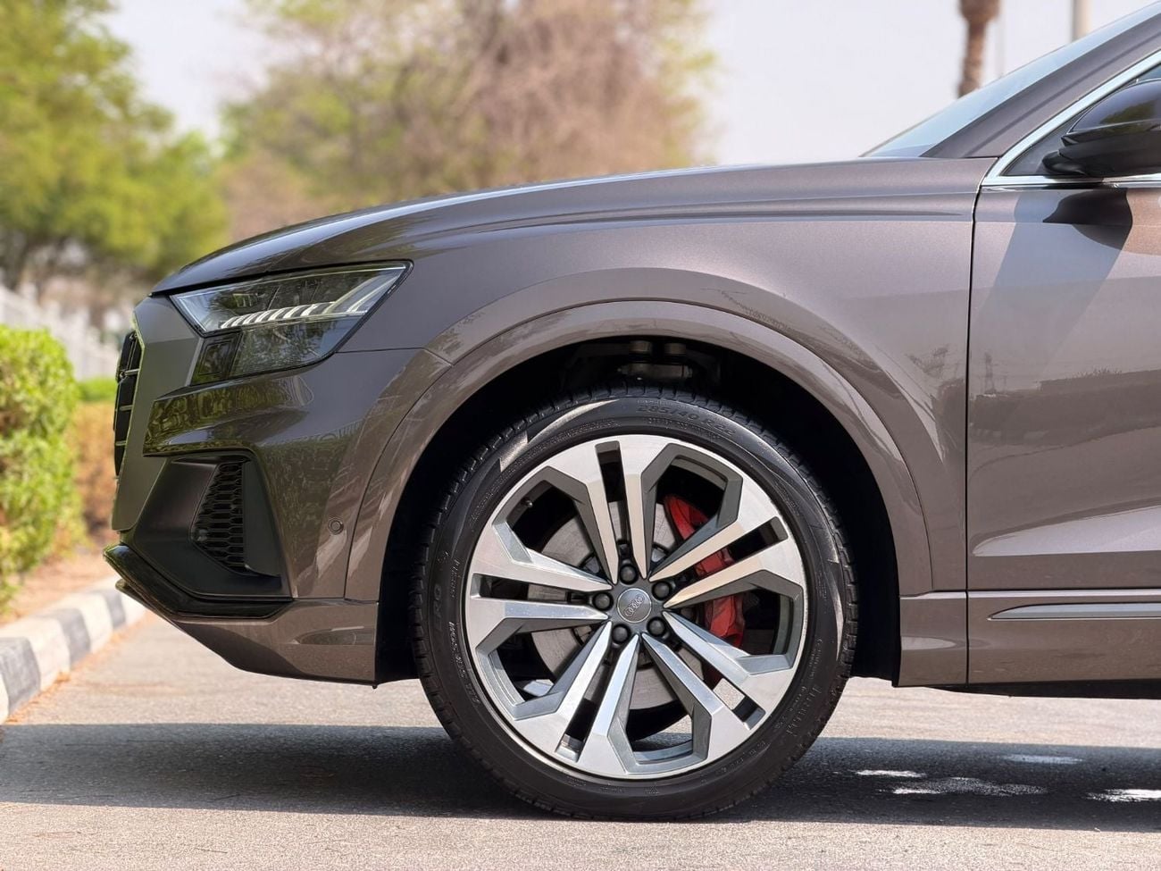 Audi Q8 55 TFSI S-LINE Audi Q8 2019 Gcc V6 o e owner