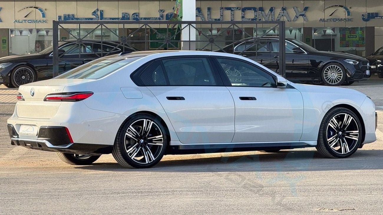 BMW 735i M SPORT (For Export , НА ЭКСПОРТ) 2026 3.0T RWD GCC Без пробега