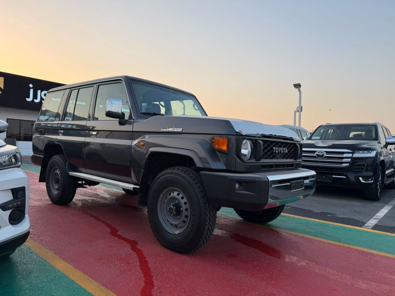 Toyota Land Cruiser 70 LC76 LX TOYOTA LC76 HARDTOP 5 DOOES 4.0L PETROL M/T 2026 MODEL