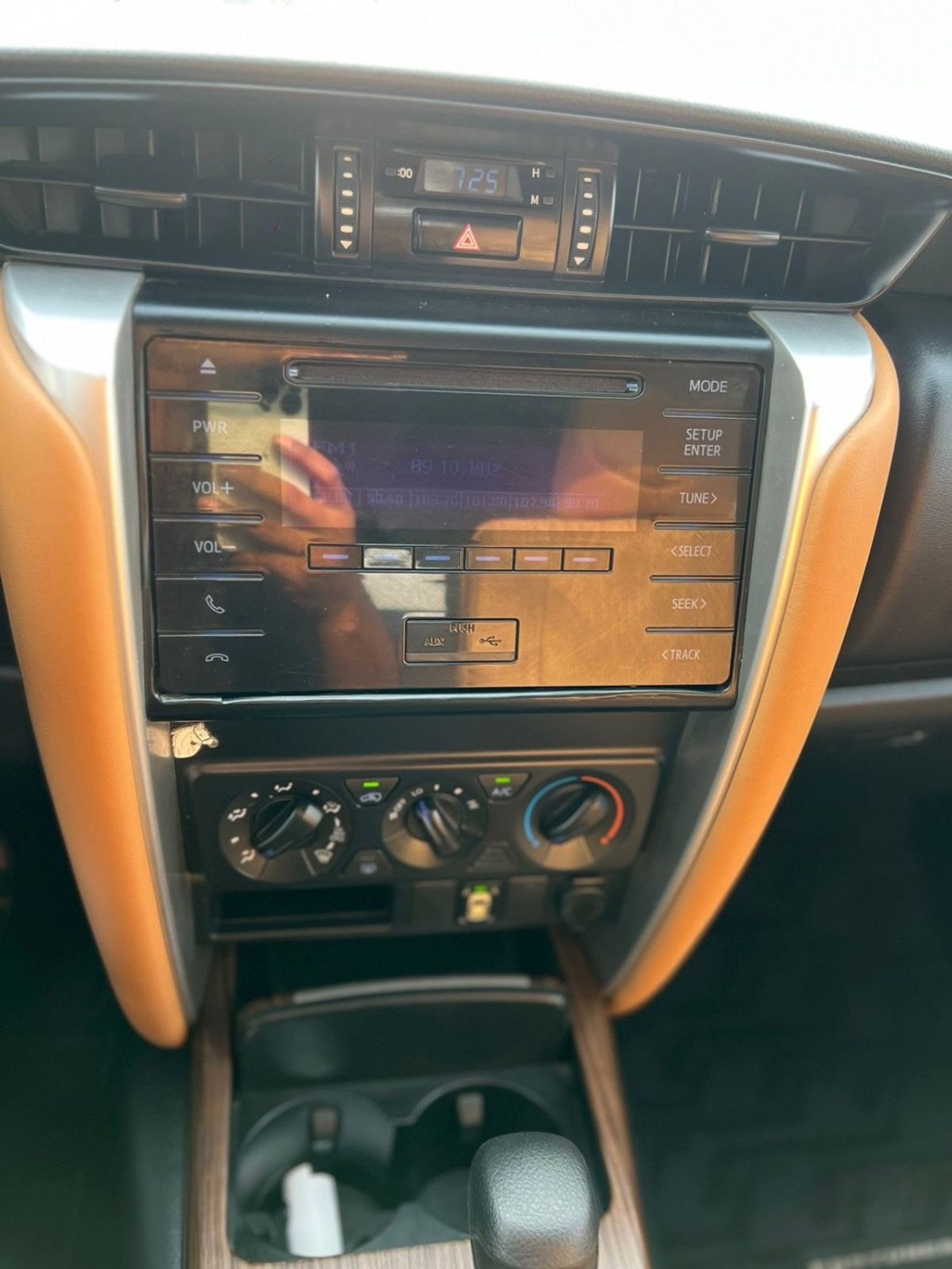 Toyota Fortuner EXR 2016 Toyota Fortuner EXR 2.7L V4 - AWD 4x4 - Rear Sensor -