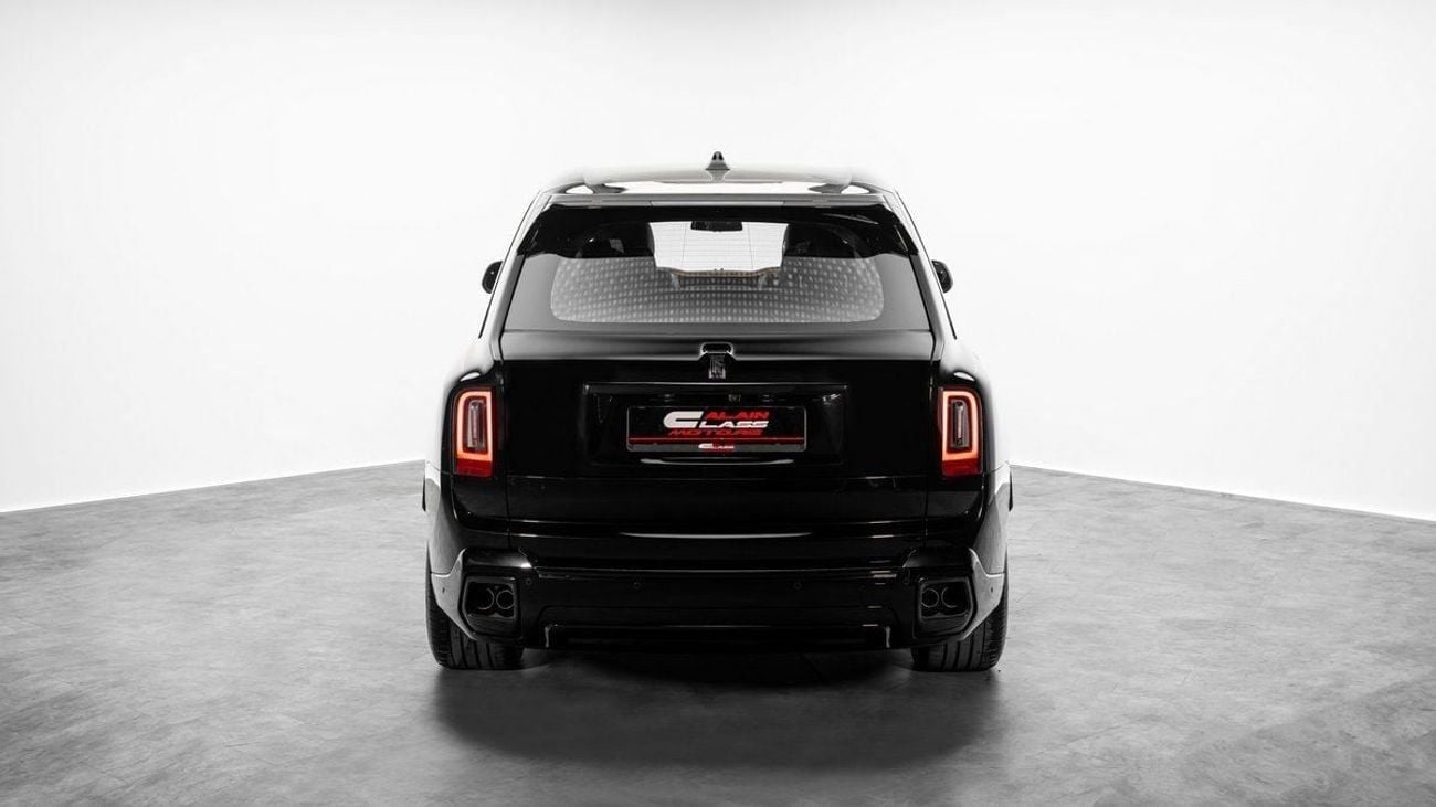 رولز رويس كولينان BLACK BADGE