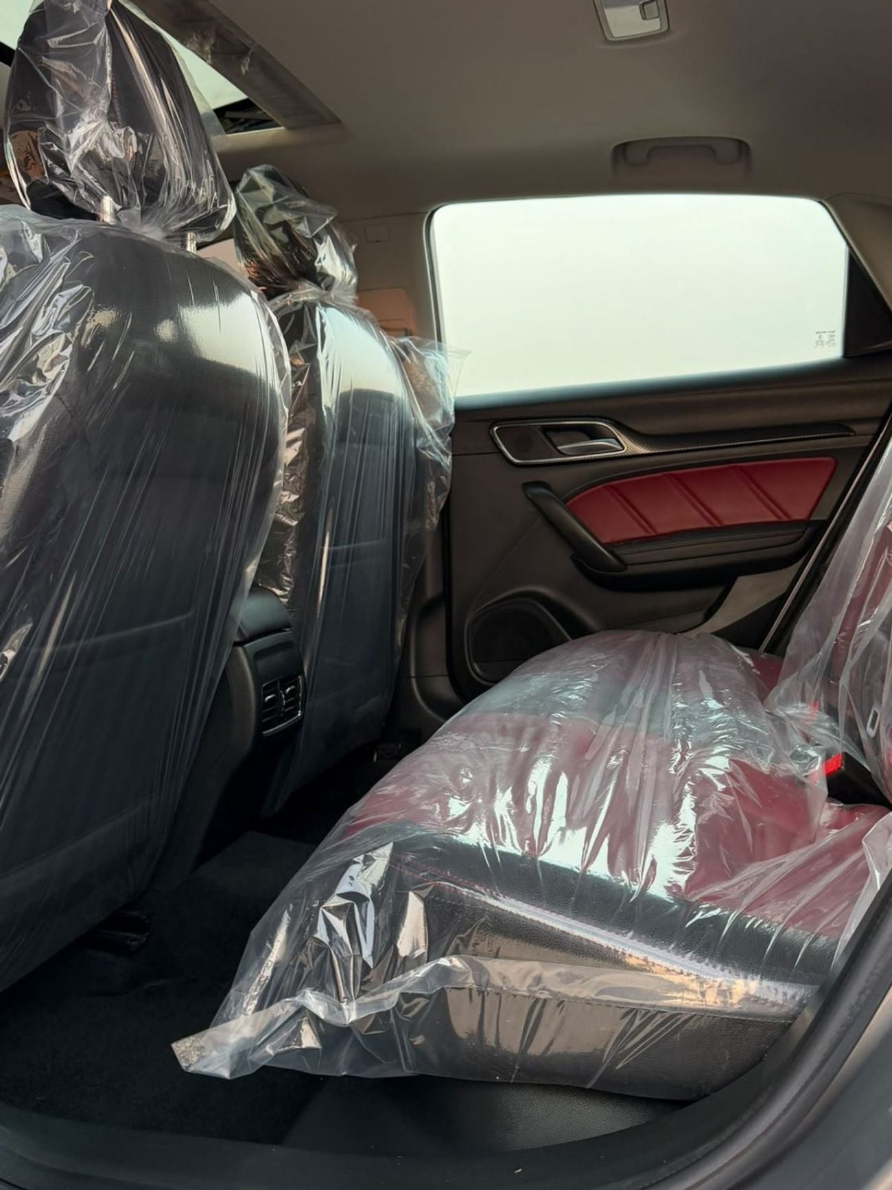 MG 6 LUXURY First owner, two original keys, 2.0 turbo engine, fully loaded