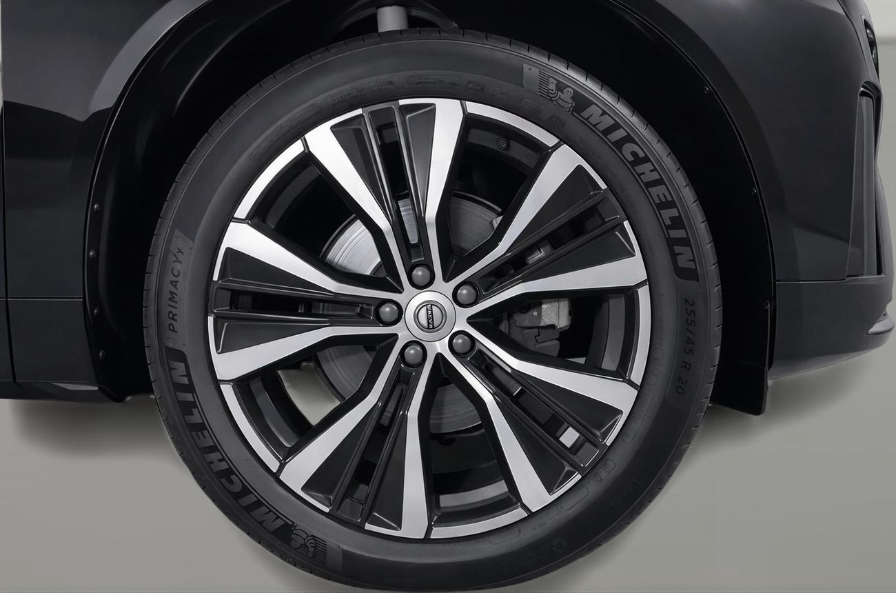 Volvo XC60 ULTIMATE DARK 2024 | AED 1995/Month | 0 DP | 30 Day Return | Warranty