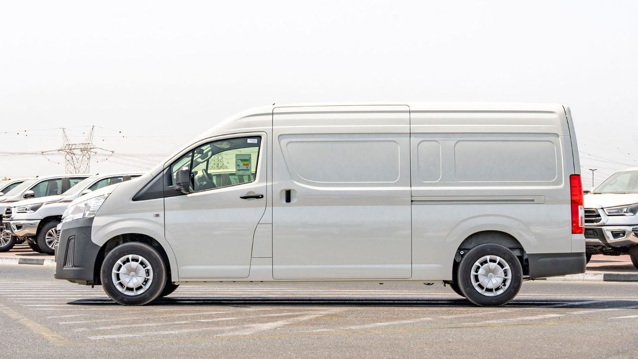 تويوتا هاياس DX 2026 Toyota Hiace 3.5L RWD Manual Petrol Van Cargo
