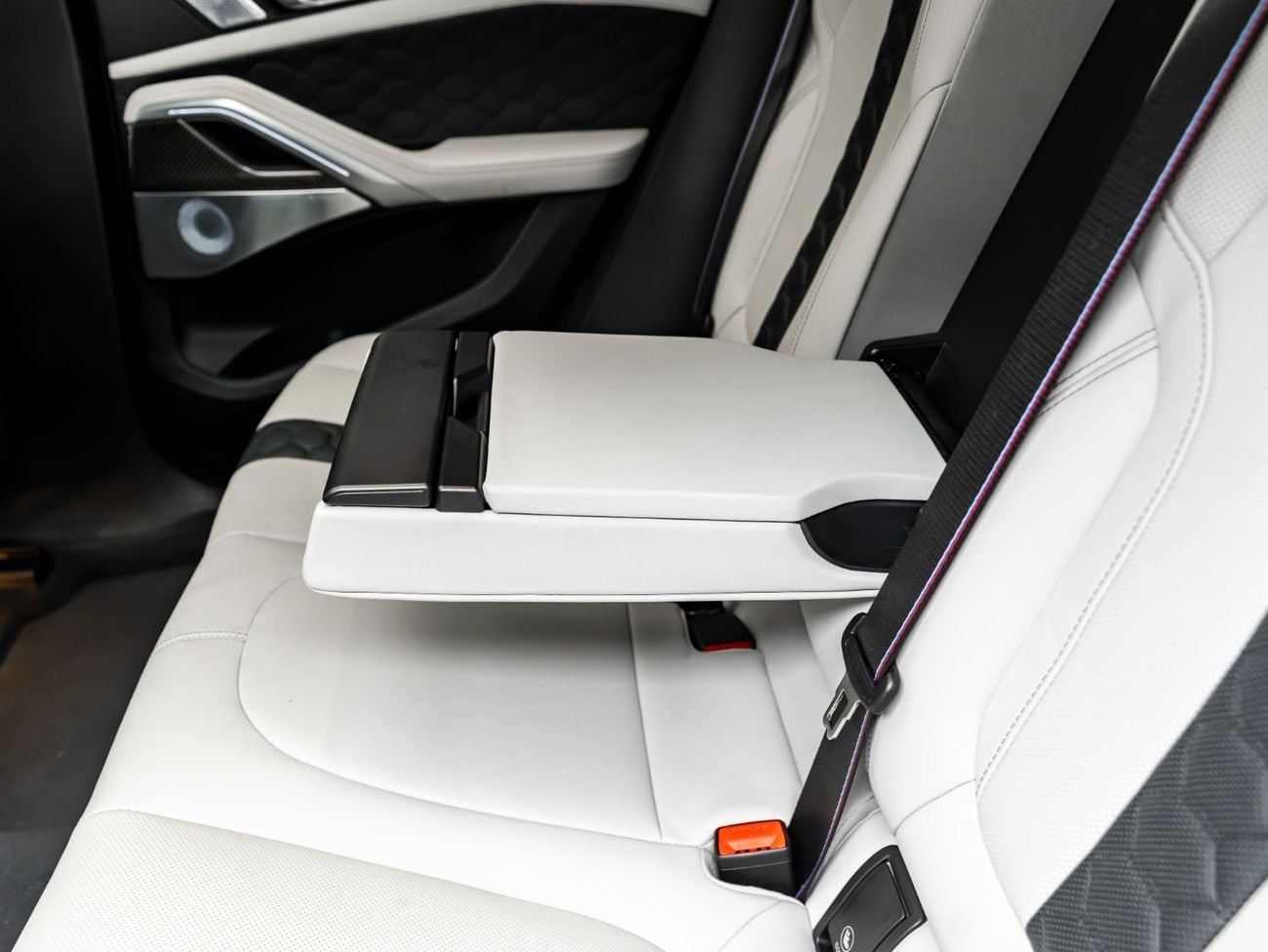BMW X6 M BUY NOW, PAY 2027 | THE BLACKLINE STANDARD | 2025 BMW X6M Competition, 2030 BMW Warranty