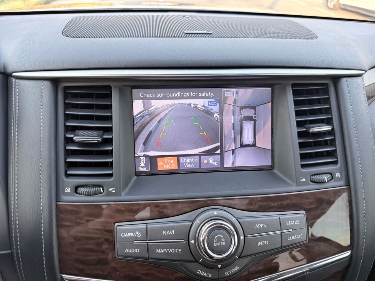 Nissan Armada Platinum full option