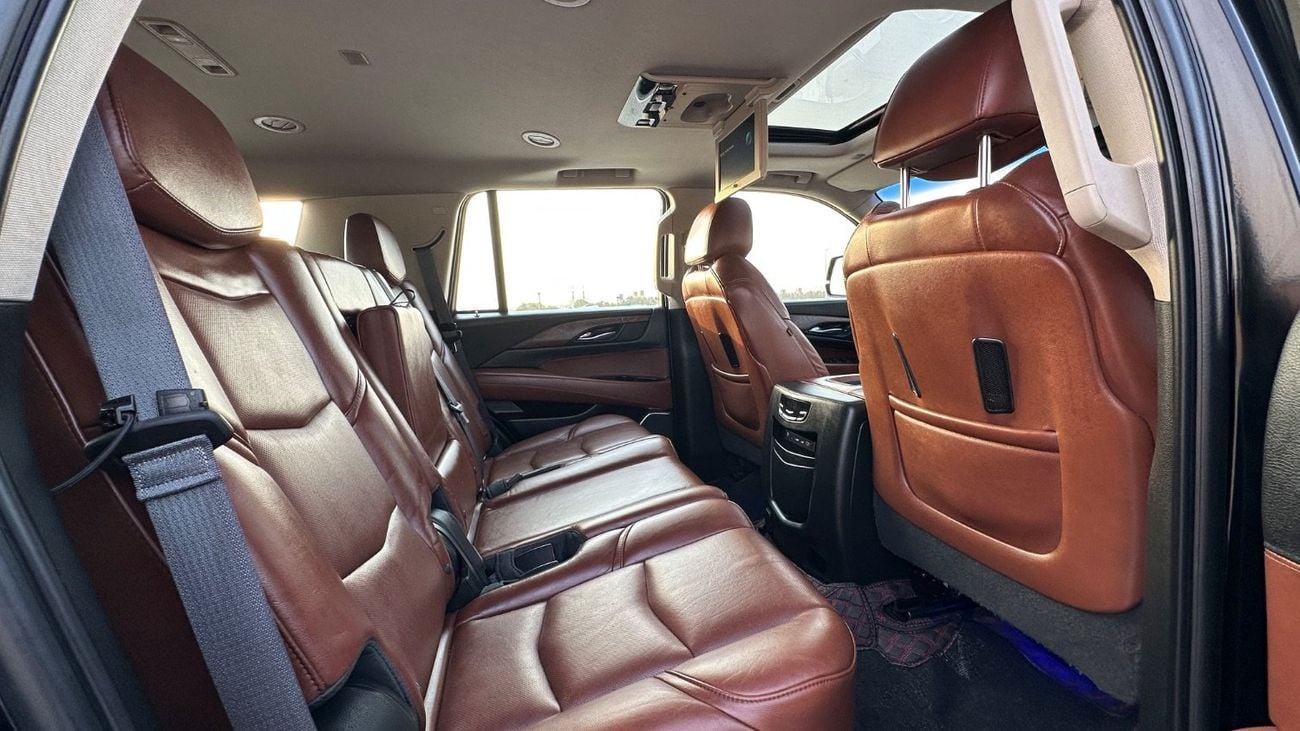 Cadillac Escalade PLATINUM GCC 6.2
