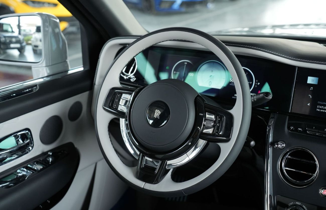 Rolls Royce Cullinan Silver Badge AWD V12