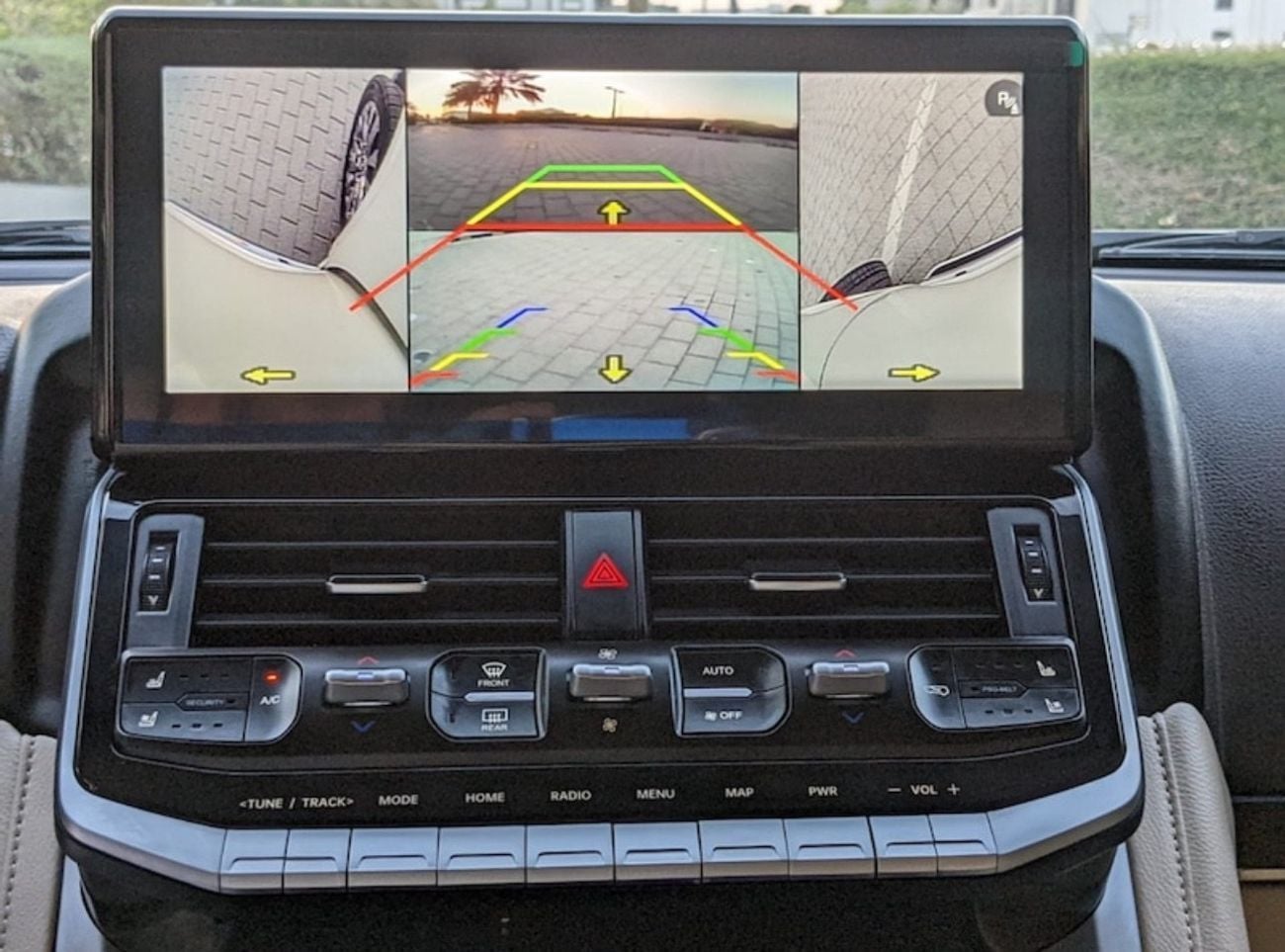 Toyota Land Cruiser GXR