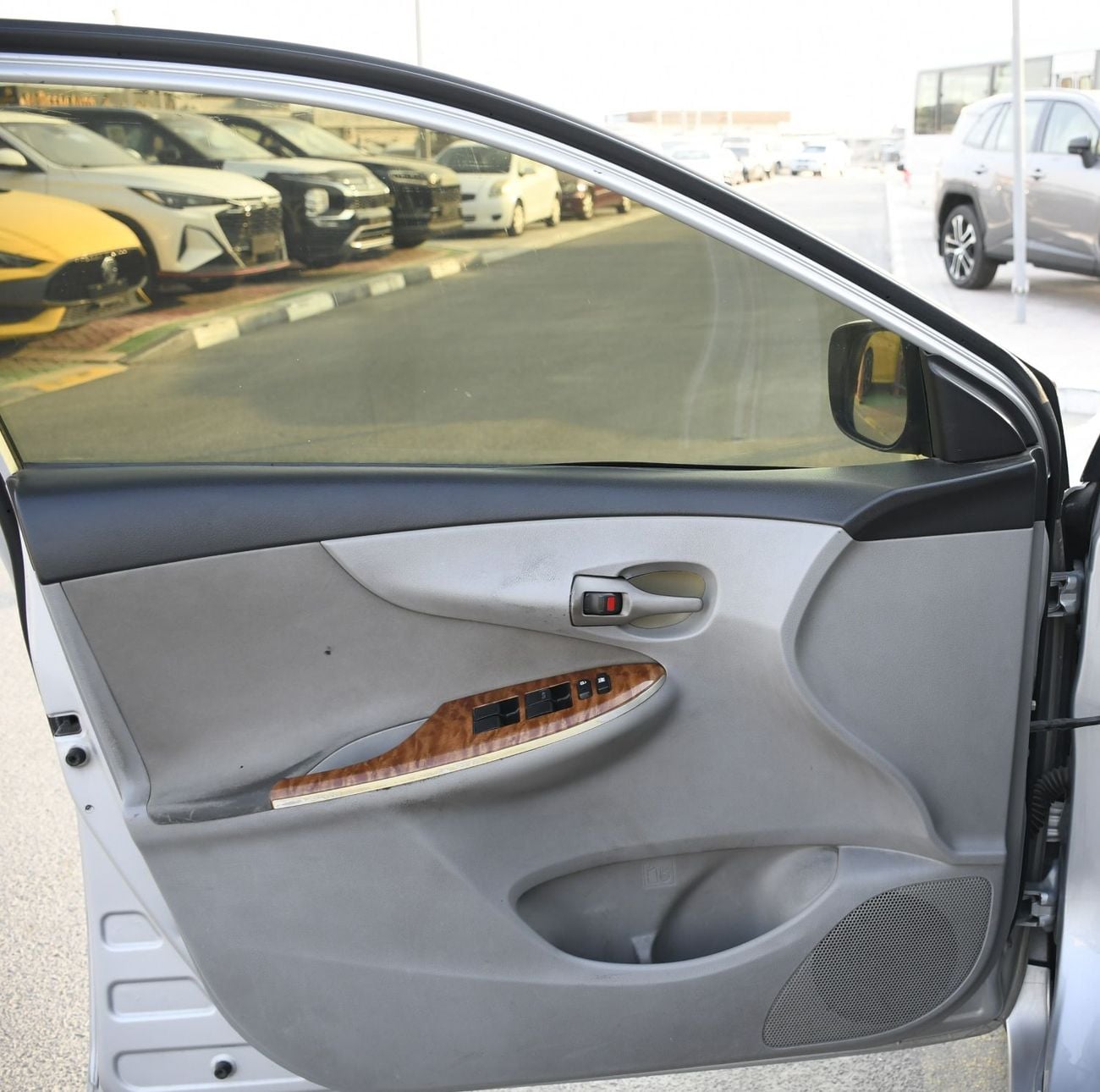 Toyota Corolla GLI TOP 2012 TOYOTA COROLLA 1.5L PETROL FULL AUTOMATIC FOR UAE