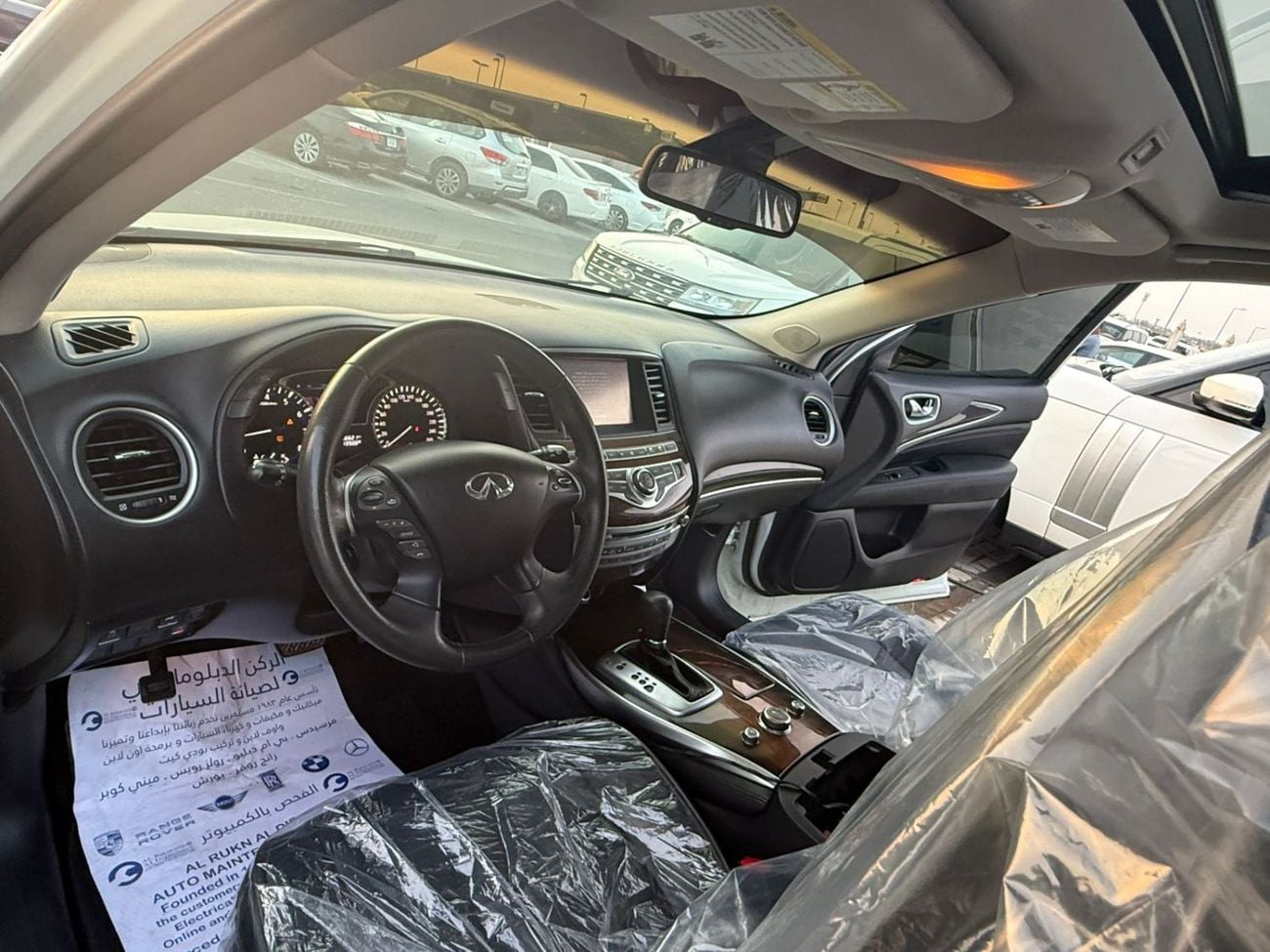 Infiniti QX60 PREMIUM panoramic sunroof, excellent condition, 4x4