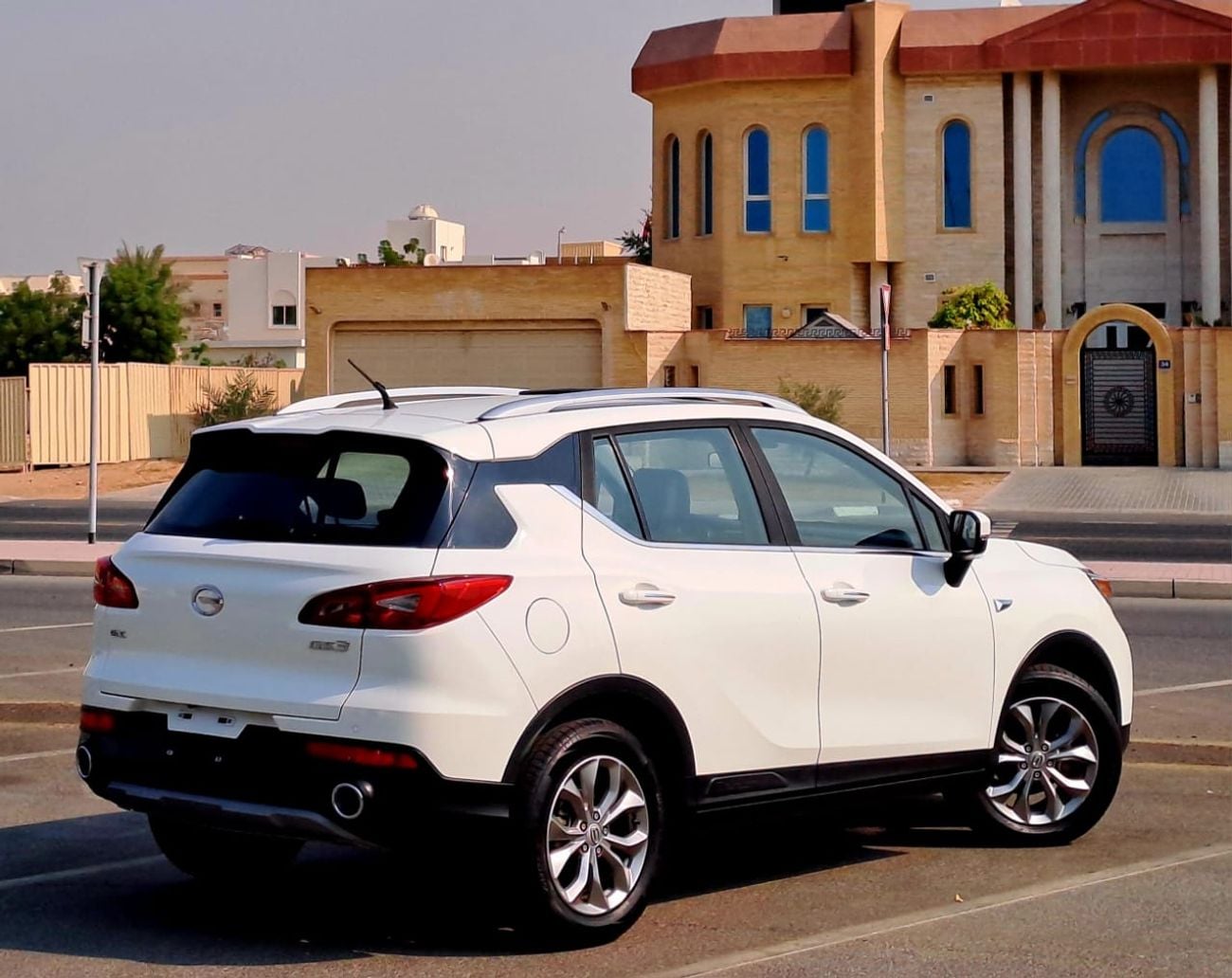GAC GS3 GE 380/- Monthly l GCC I Sunroof, Full Option l Accident Free