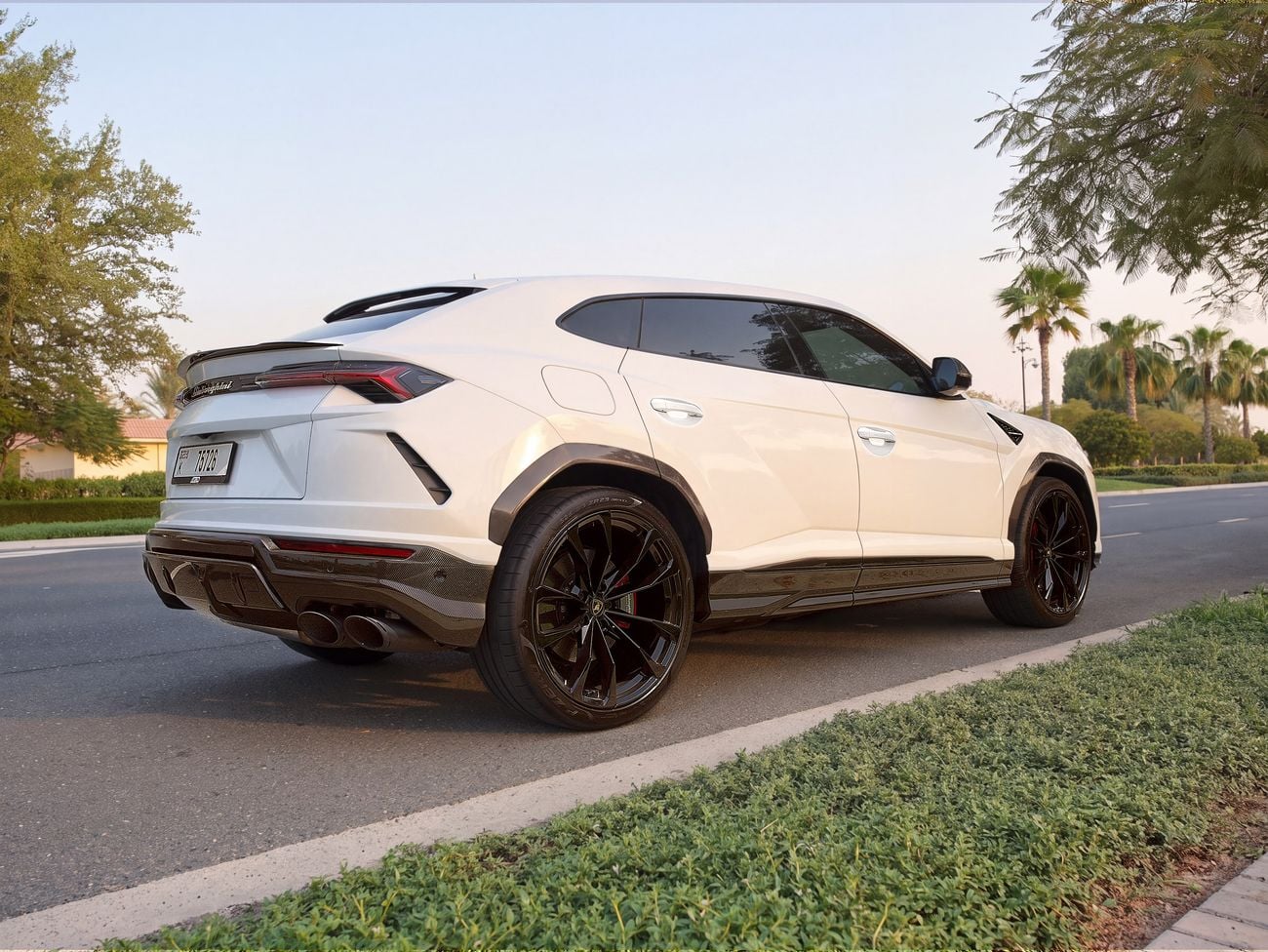 لامبورغيني اوروس STANDARD