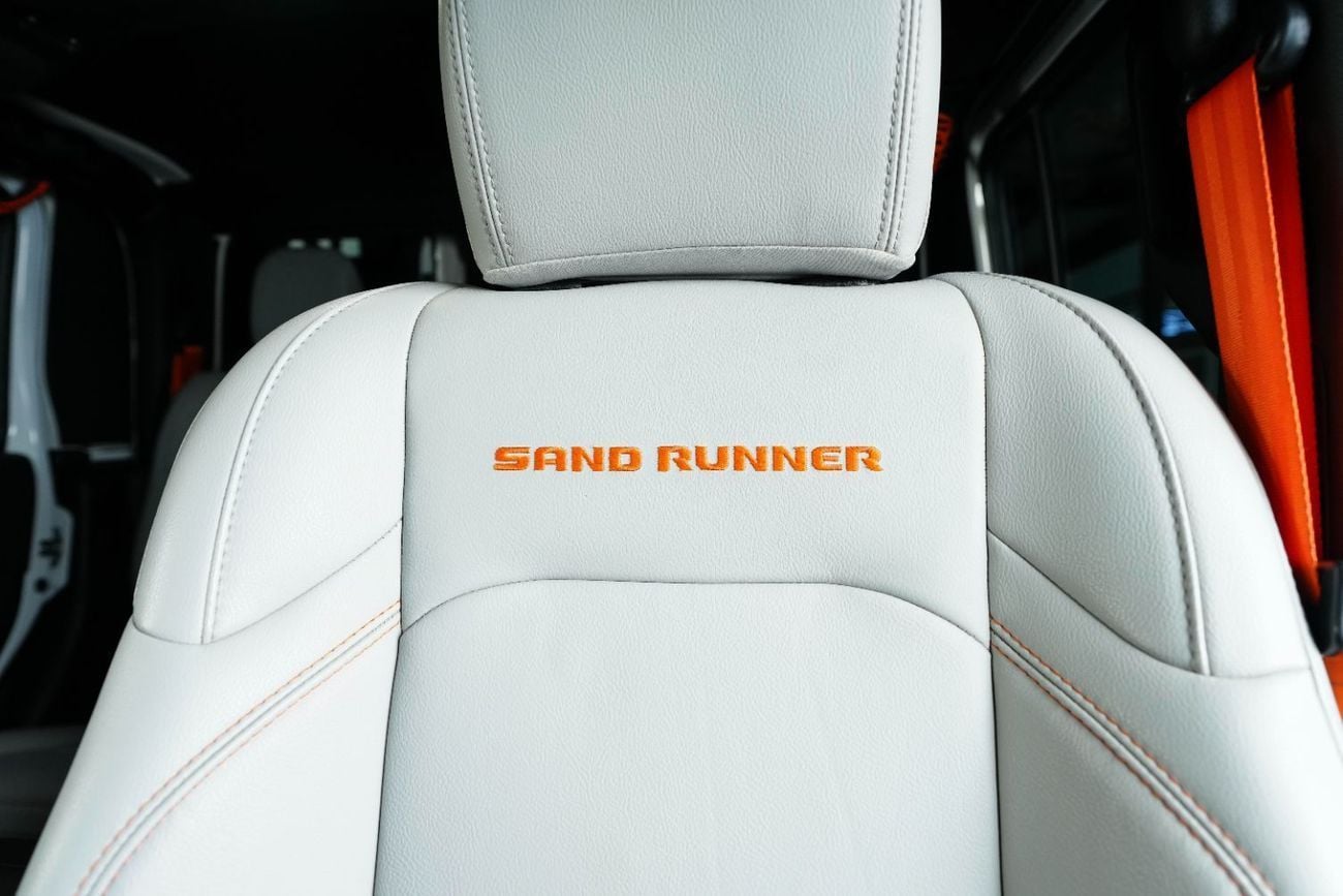 جيب جلادياتور SAND RUNNER Gladiator Sand Runner-GCC-Full Upgrades-KMC Rims-Rear Canopy-Differential Lock