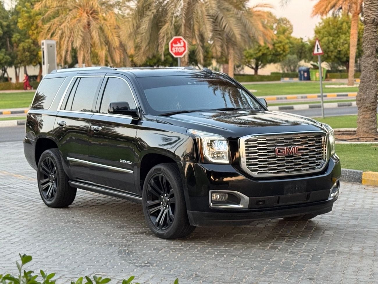 GMC Yukon DENALI