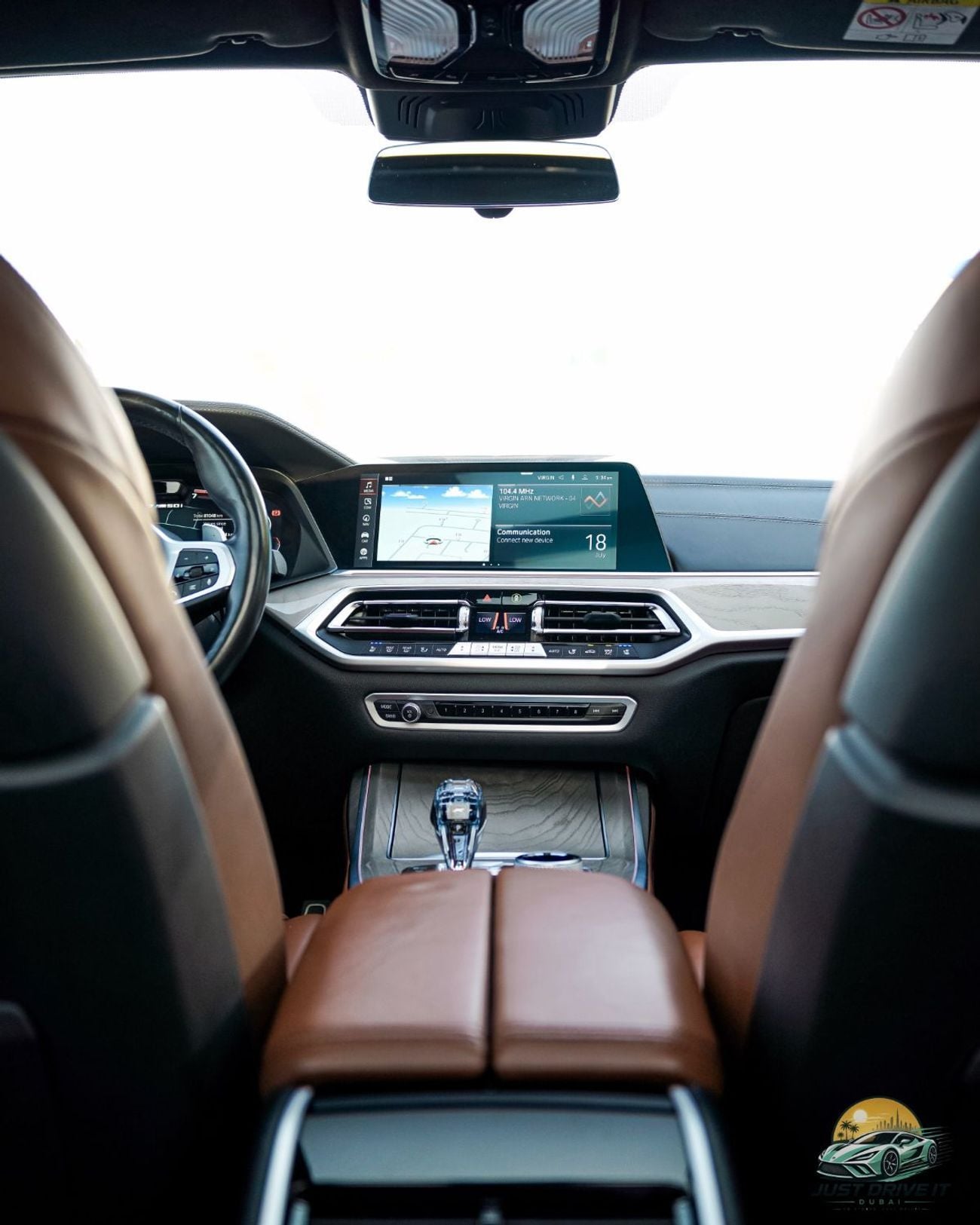 BMW X7 M50i