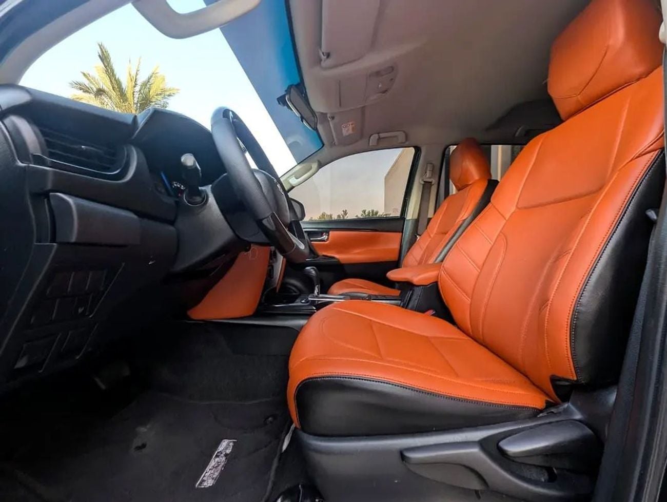 Toyota Fortuner EXR GCC Specs V4 2.7L Interior and Exterior Excellent Condition