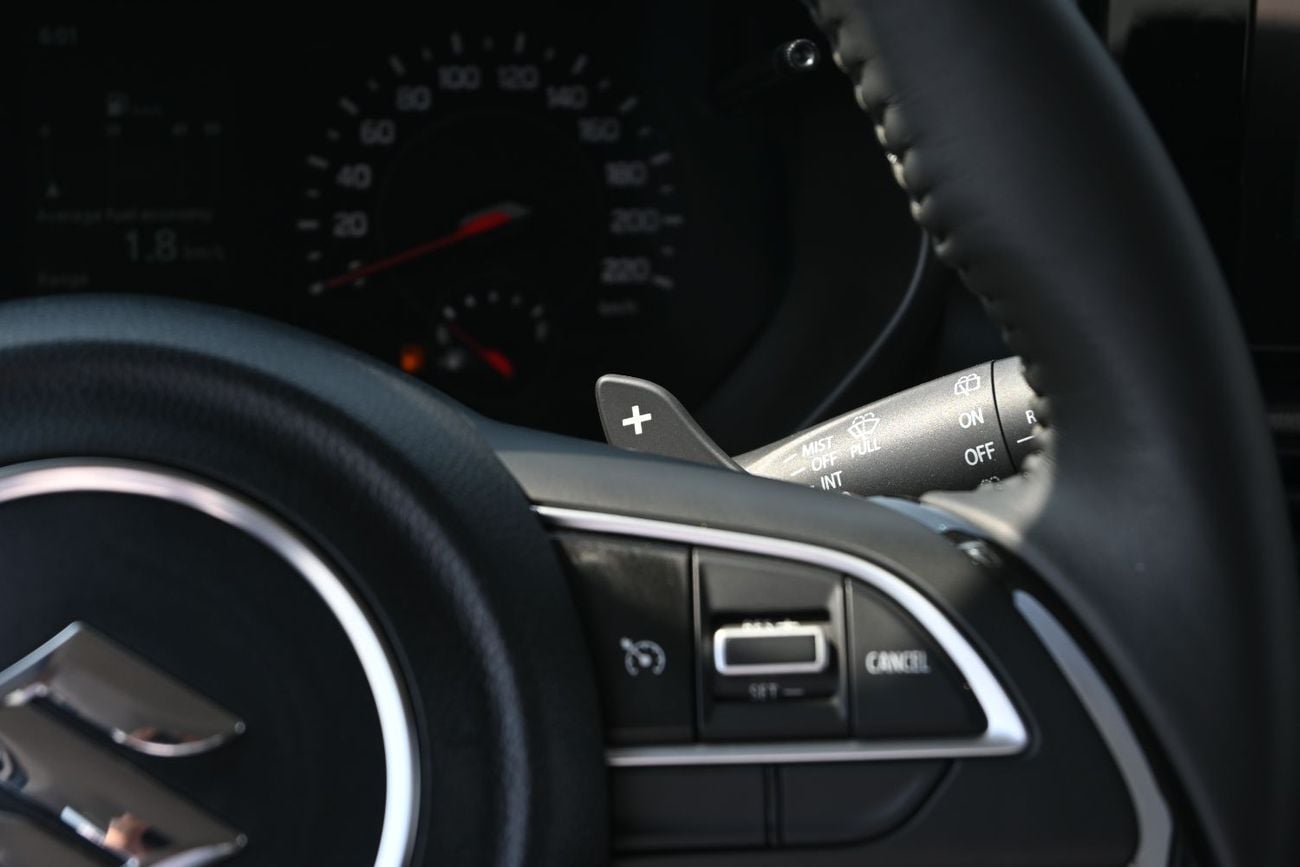 Suzuki Swift GLX 1.2L Petrol FWD, Color White