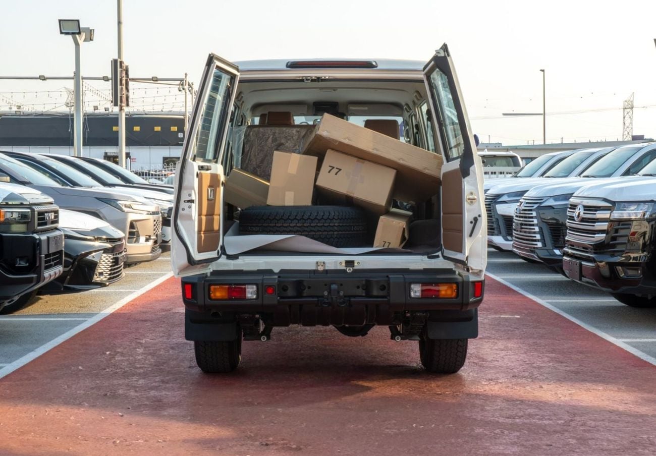 Toyota Land Cruiser 70 LC76 LX