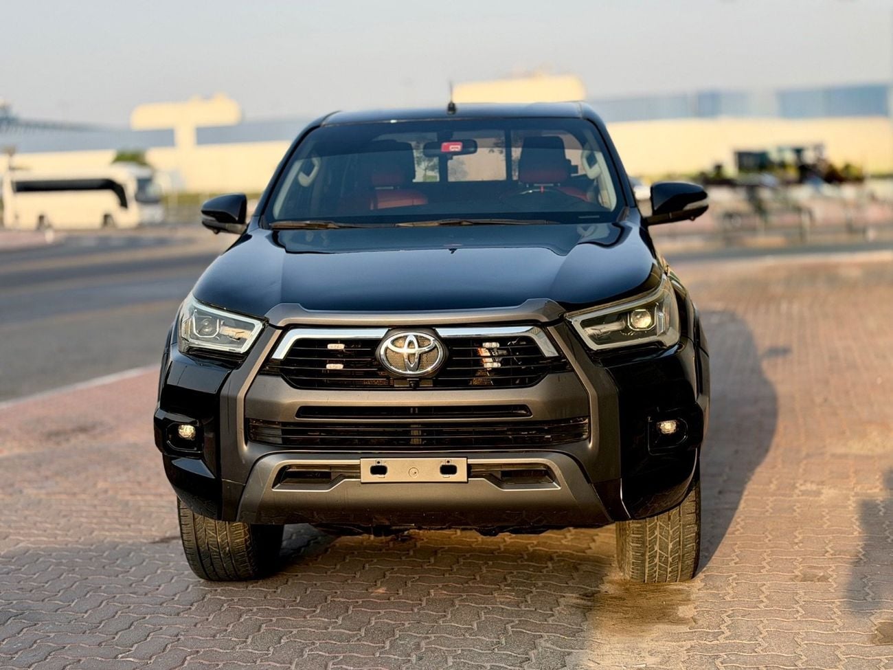 تويوتا هيلوكس GLX ADVENTURE YEAR 2019 FACELIFT TO 2025 ADVENTURE SHAPE V4 2.7 L ENGINE