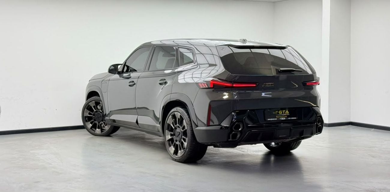 بي أم دبليو XM M SPORT بي إم دبليو XM موديل 2024، ضمان بي إم دبليو + باقة خدمة 2029، سجل صيانة كامل من بي إم دبليو، مقصورة