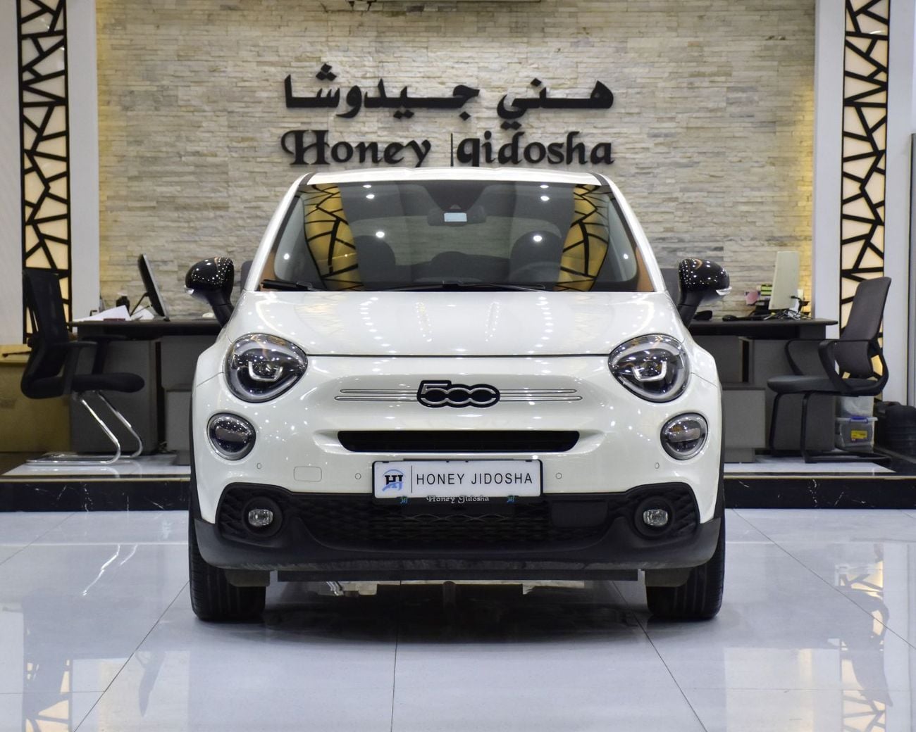 فيات 500X . EXCELLENT DEAL for our Fiat 500x ( 2023 Model ) in White Color GCC Specs