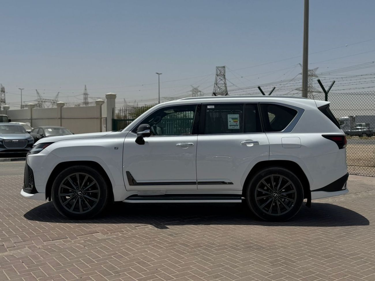 لكزس LX 600 SIGNATURE LEXUS LX600 3.5L twin turbo Model 2026