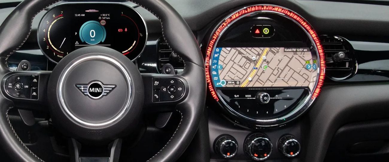Mini Cooper 0% Down Payment Available • Full Service History • GCC