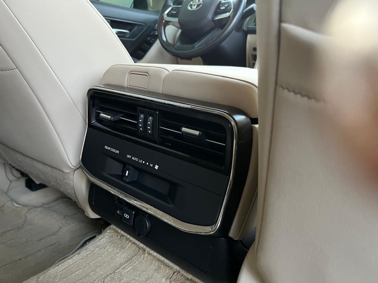 Toyota Land Cruiser GXR