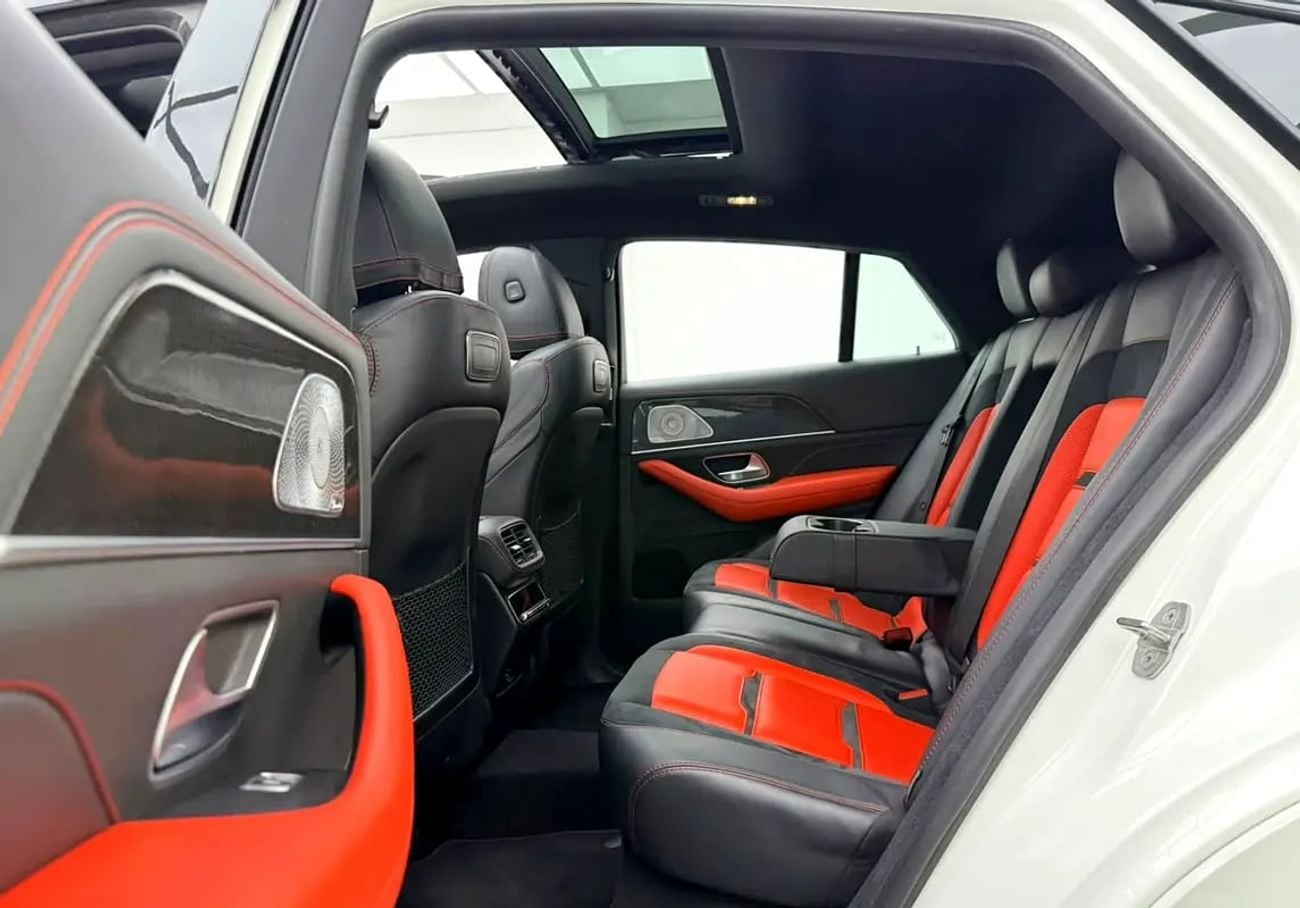 مرسيدس بنز GLE 63 AMG GLE 63 S AMG Coupe, Warranty, Carbon Fiber Interior, Excellent Condition, GCC