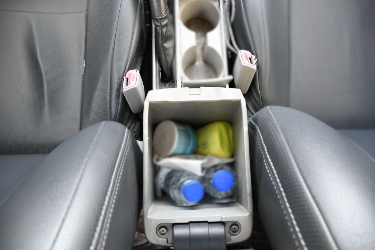 Toyota Corolla GLI TOP 2012 TOYOTA COROLLA 1.5L PETROL FULL AUTOMATIC FOR UAE