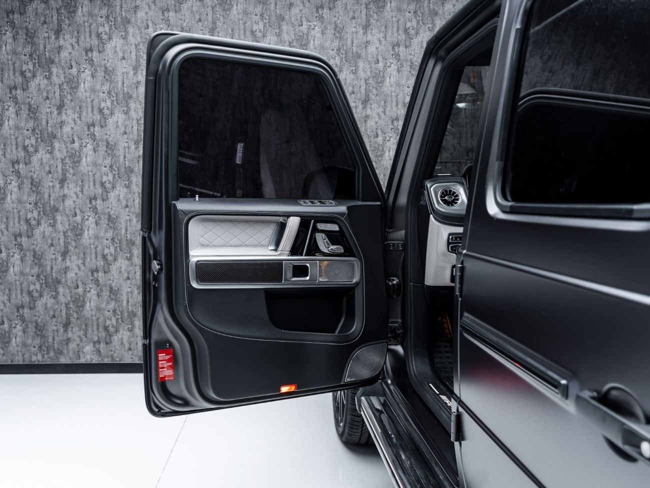 Mercedes Benz G63 AMG STANDARD