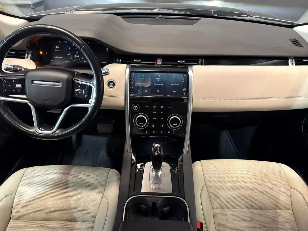 لاند روفر دسكفري سبورت R-DYNAMIC S P200 2.0L RANGE ROVER P250 SE | AMERICAN SPEC