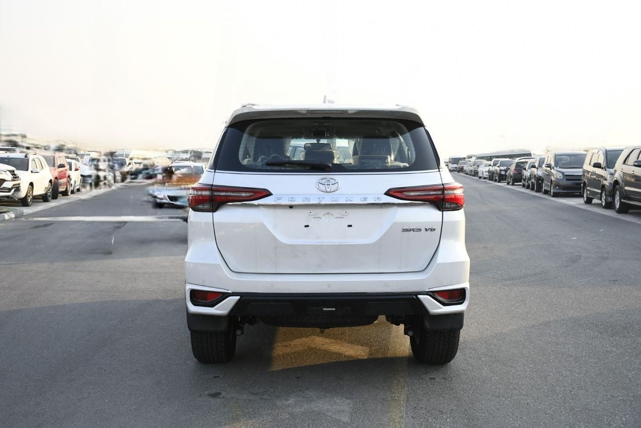 Toyota Fortuner SR5 4.0L V6 inside Black Full option