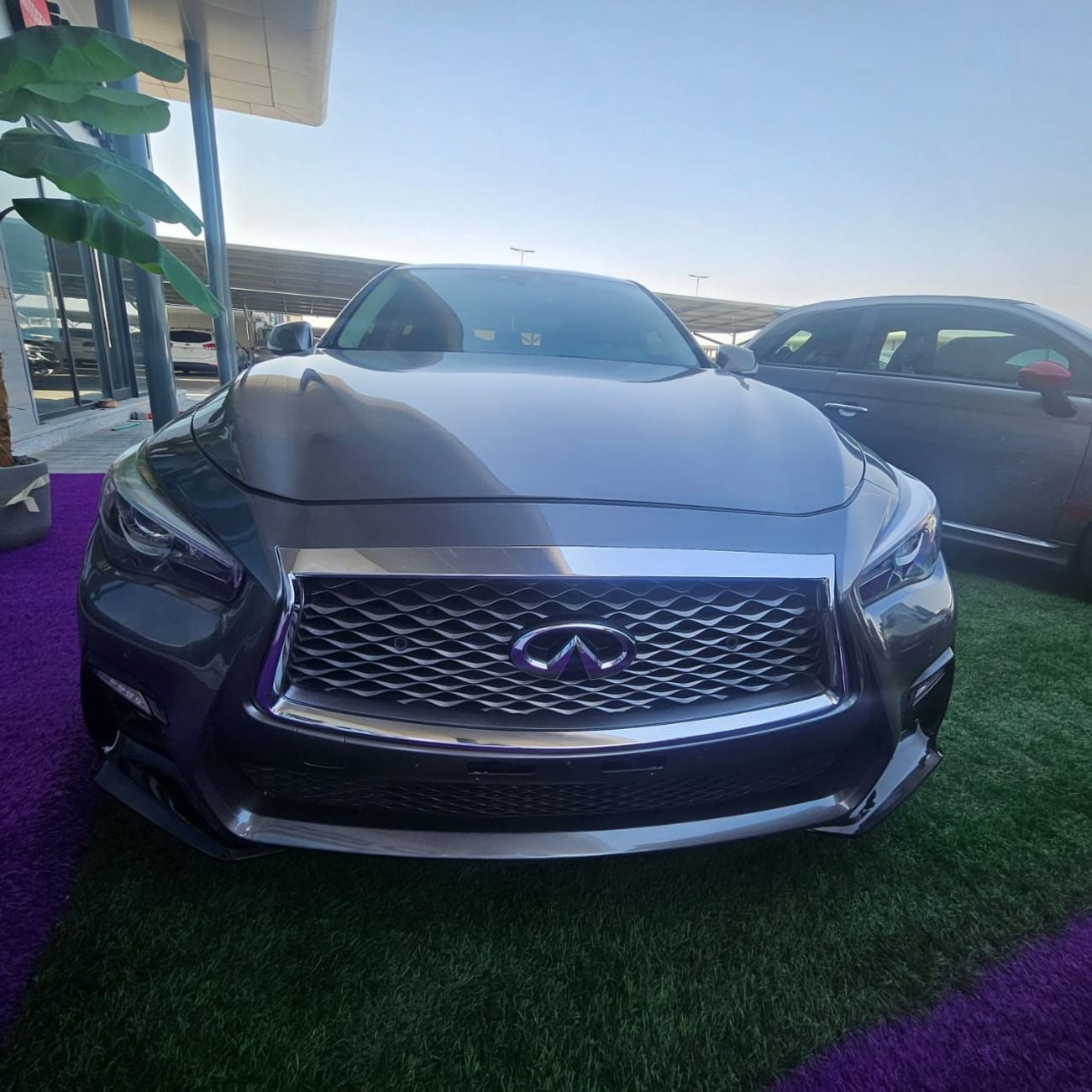 إنفينيتي Q50 LUXE الخيار الكامل