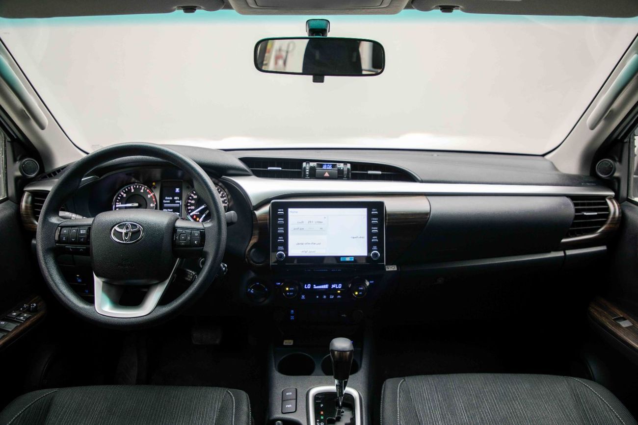 Toyota Hilux SR5 2.8L - Platinum White Inside Black | Export Only