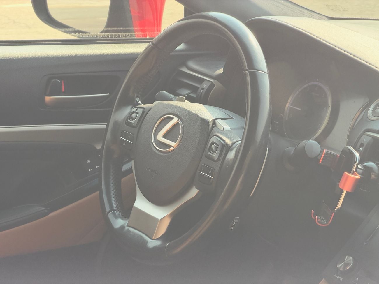 لكزس RX200t بريمير