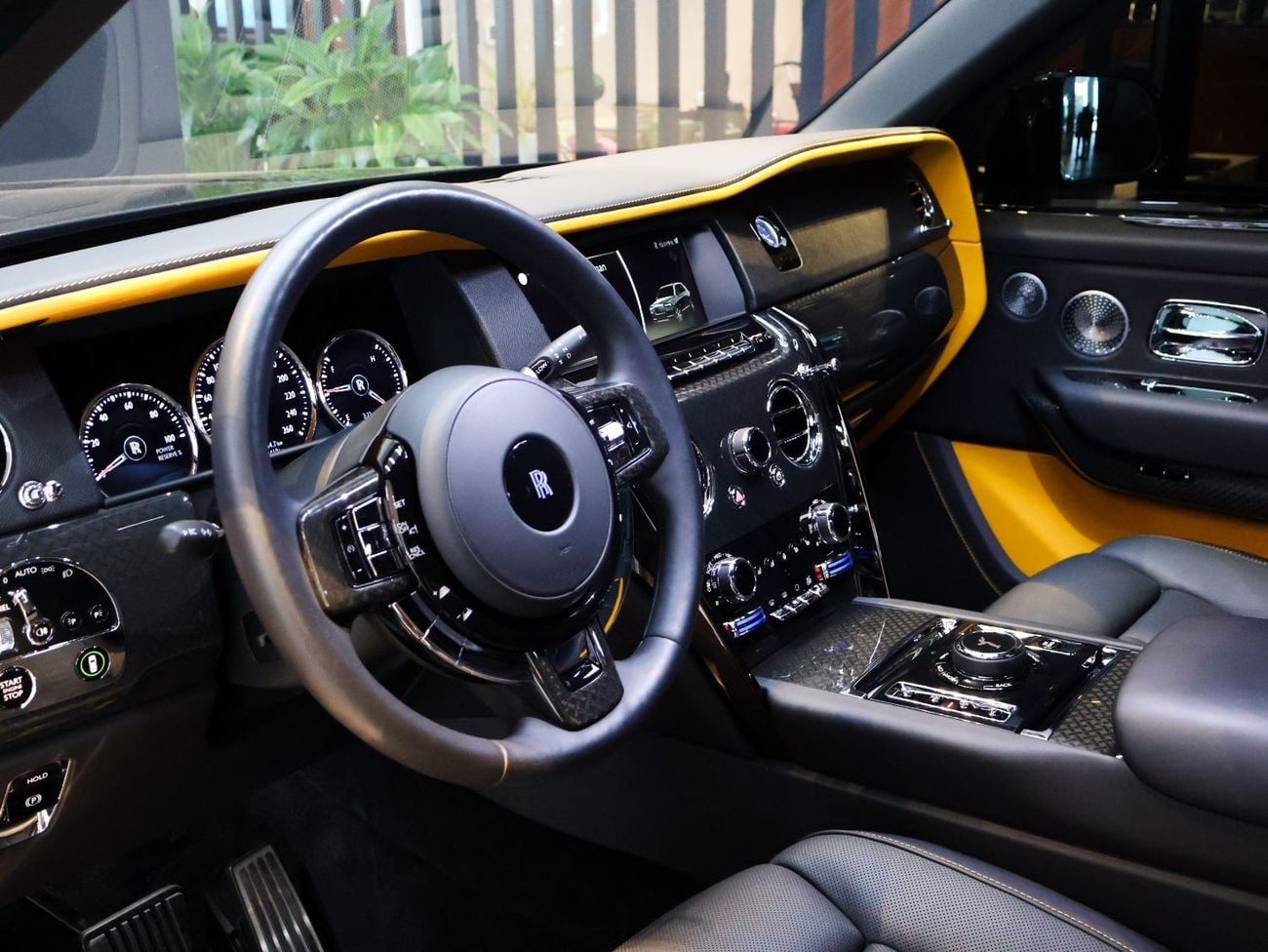 Rolls Royce Cullinan BLACK BADGE