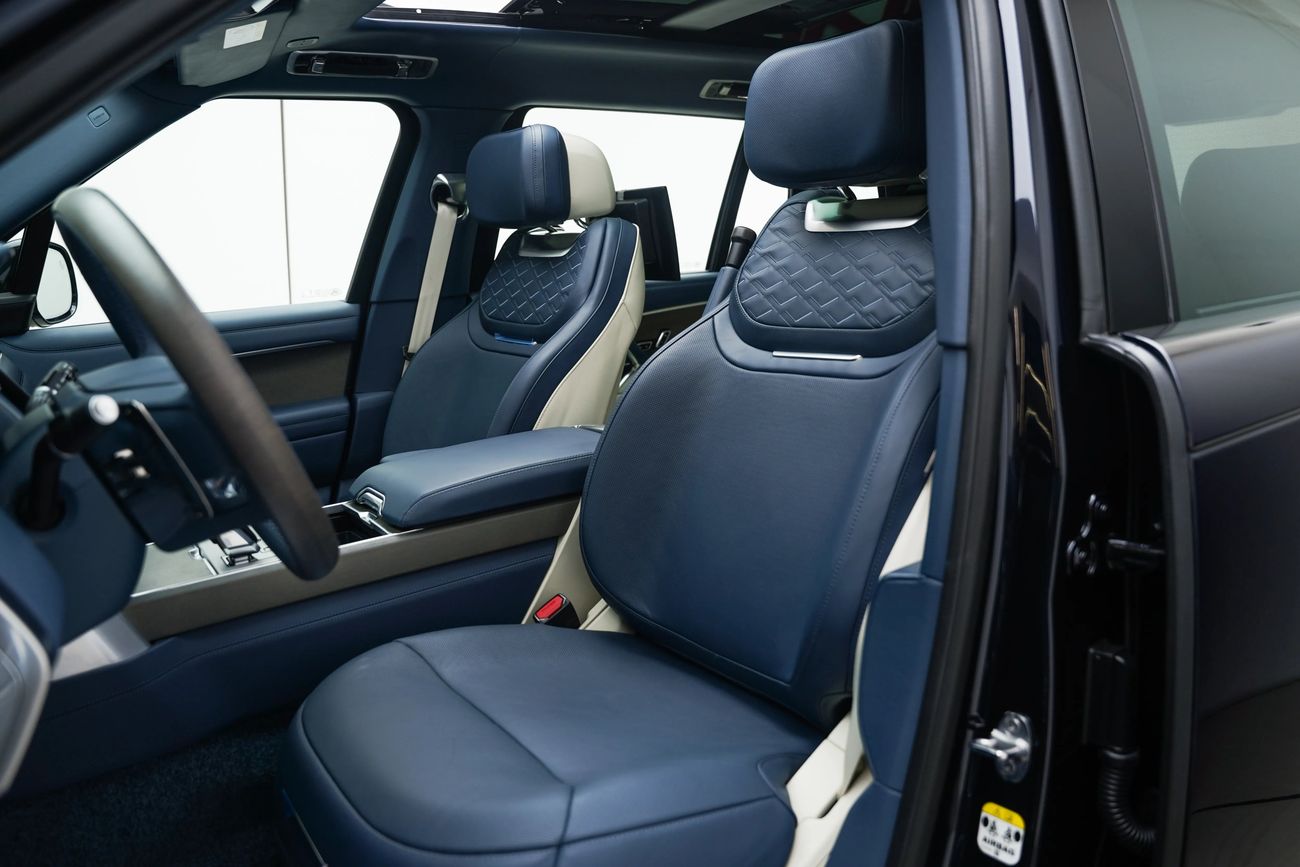Land Rover Range Rover SV LWB P615
