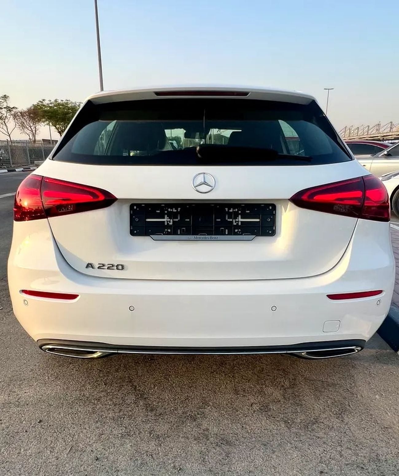 مرسيدس بنز A 220 Mercedes A220 - Full option