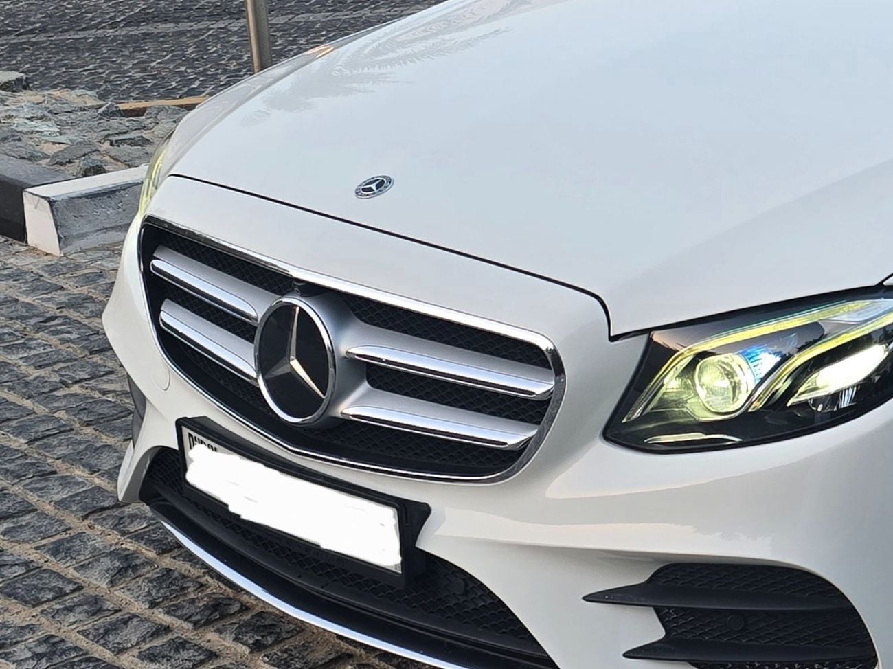 Mercedes Benz E300 AVANTGARDE SPORT