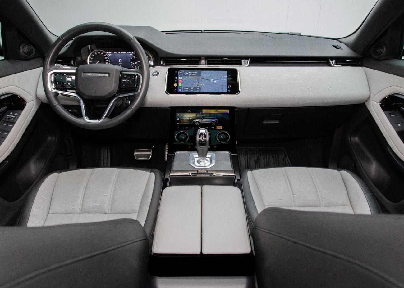 لاند روفر رانج روفر إيفوك R-DYNAMIC HSE P250
