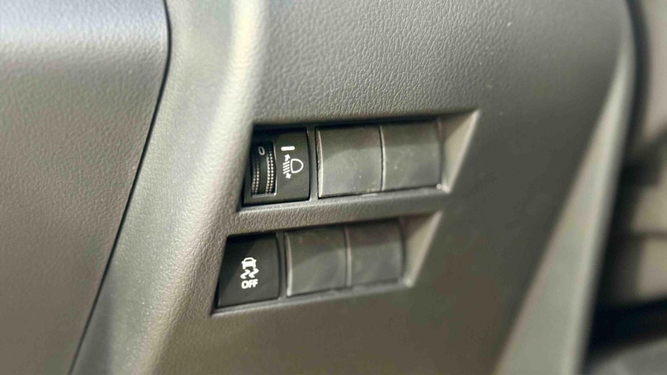 Toyota Land Cruiser GXR BASIC BLACK INTERIOR 2025