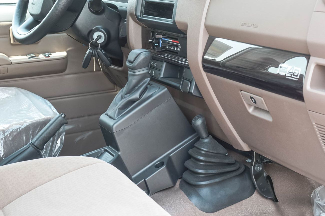 تويوتا لاند كروزر 70 LC 78 HARDTOP 4.0L MT TOYOTA LAND CRUISER AMBULANCE 4.0L 4WD AT SUV 2025
