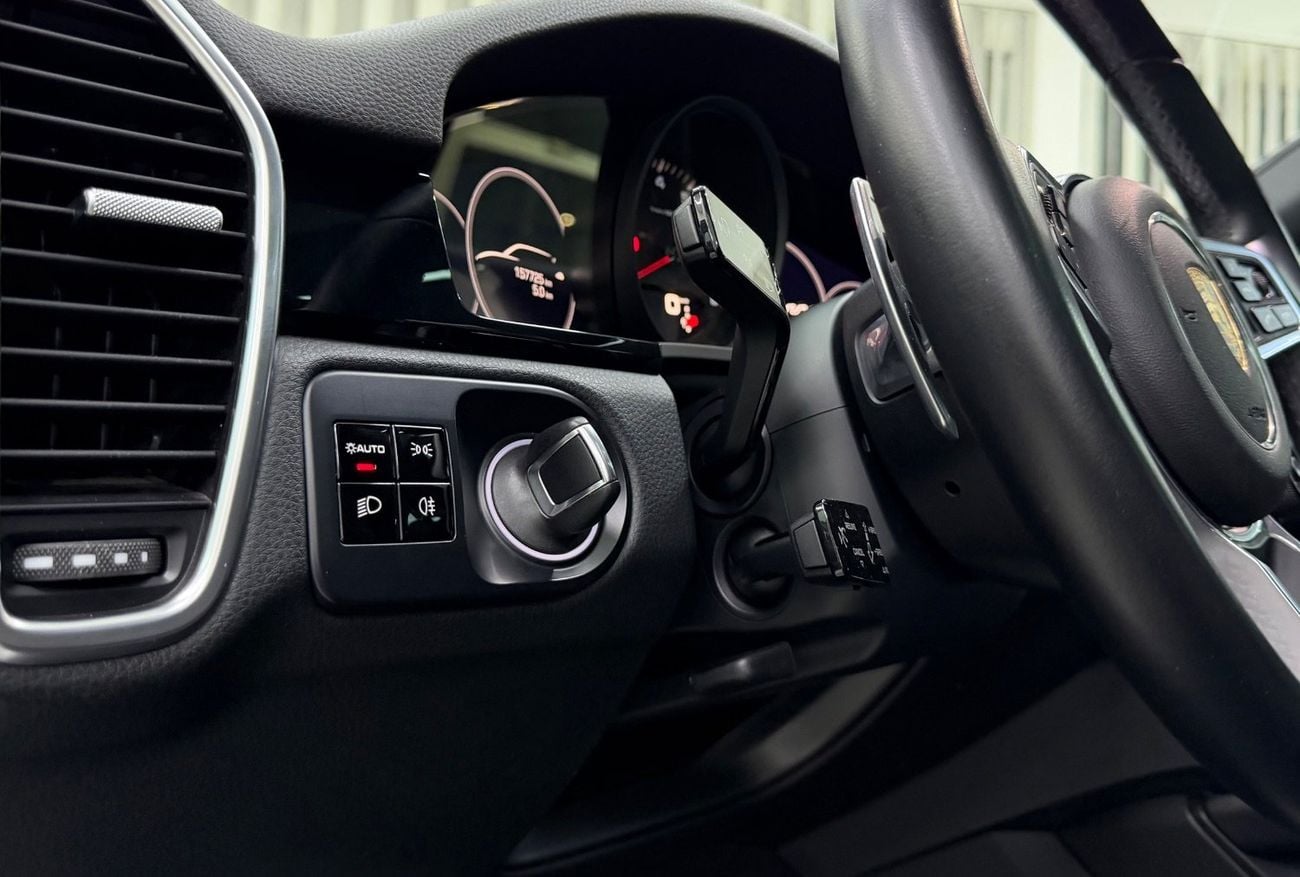 Porsche Cayenne STANDARD