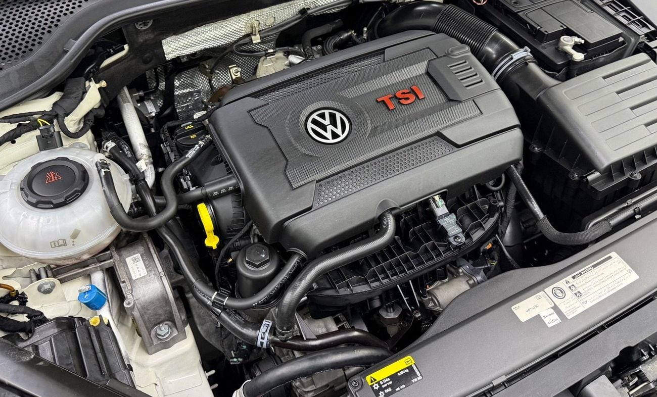 Volkswagen Golf GTI GCC .. FSH .. Top Range .. Full Options .. Perfect Condition